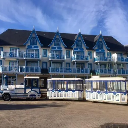 Belle Dune Village Vacances Face A L'Aquaclub De Fort Mahon Exterior photo